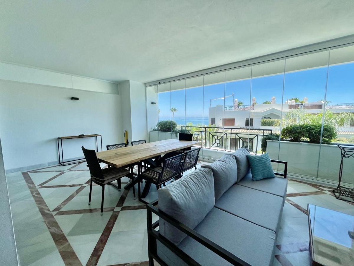 Doncella Beach , apartamento con vistas al mar Estepona Esterno foto