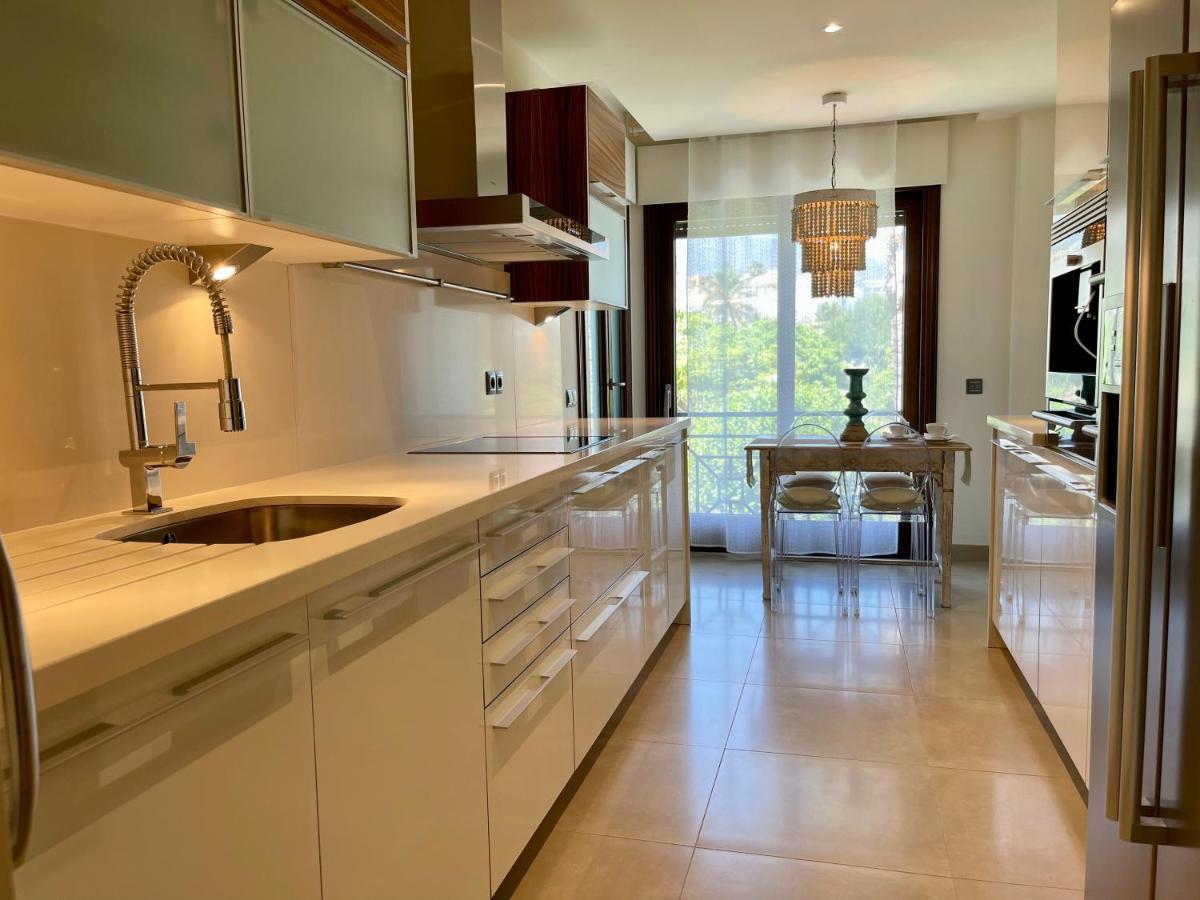 Doncella Beach , apartamento con vistas al mar Estepona Esterno foto